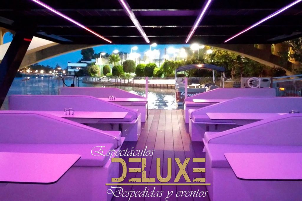 Barco Solar para Comidas de Empresa en Sevilla