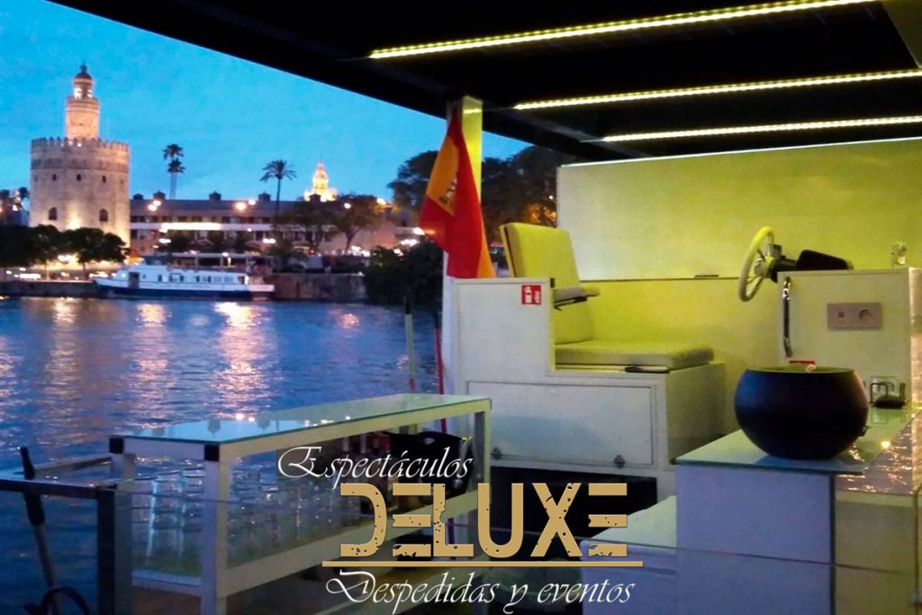 Barco Solar para Comidas de Empresa en Sevilla