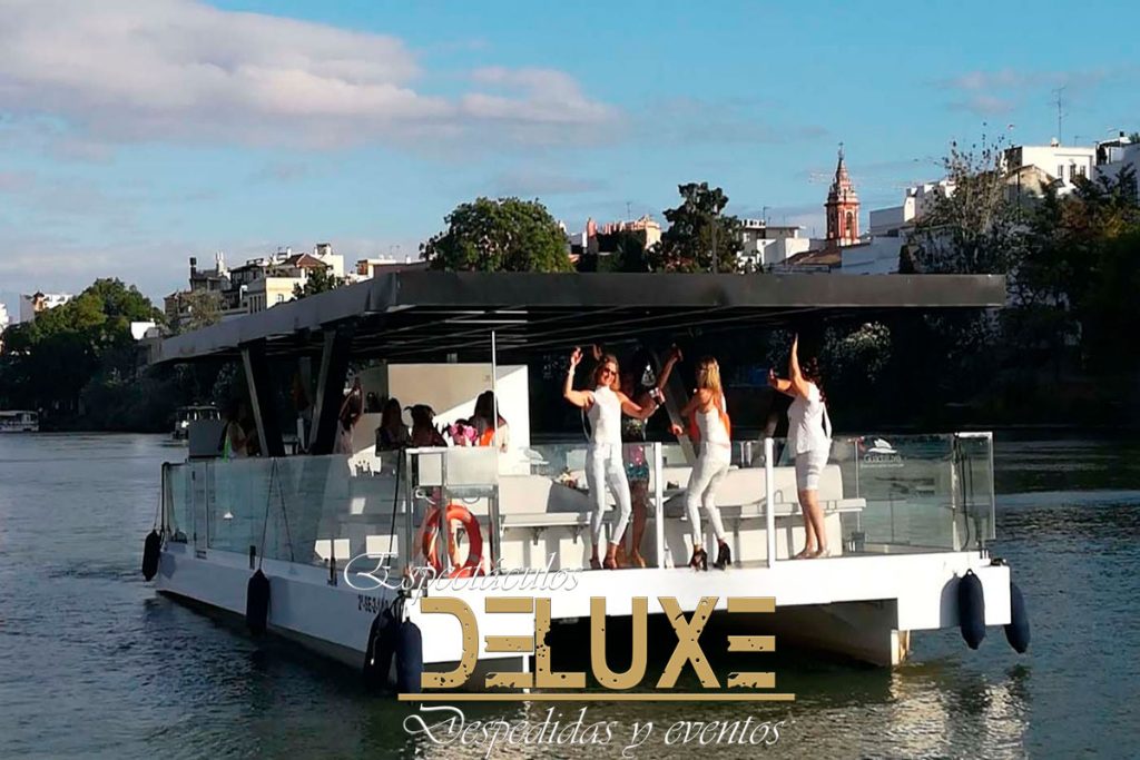 Barco Solar para Comidas de Empresa en Sevilla