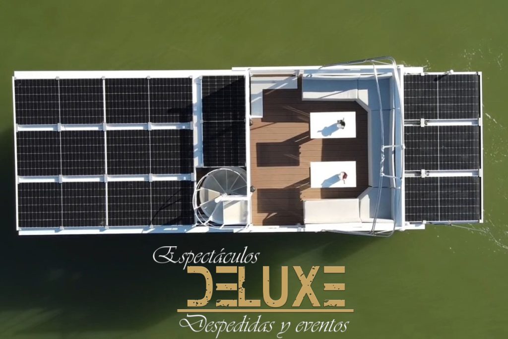 Catamarán Solar para Comidas de Empresa en Sevilla