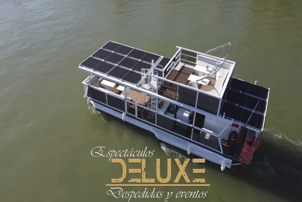 Catamarán Solar para Comidas de Empresa en Sevilla